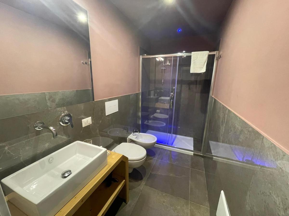 Be Italian Flat Bovio Hotel Naples Luaran gambar