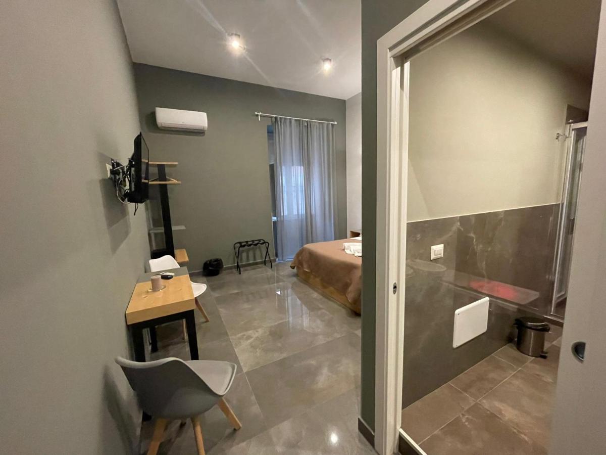 Be Italian Flat Bovio Hotel Naples Luaran gambar