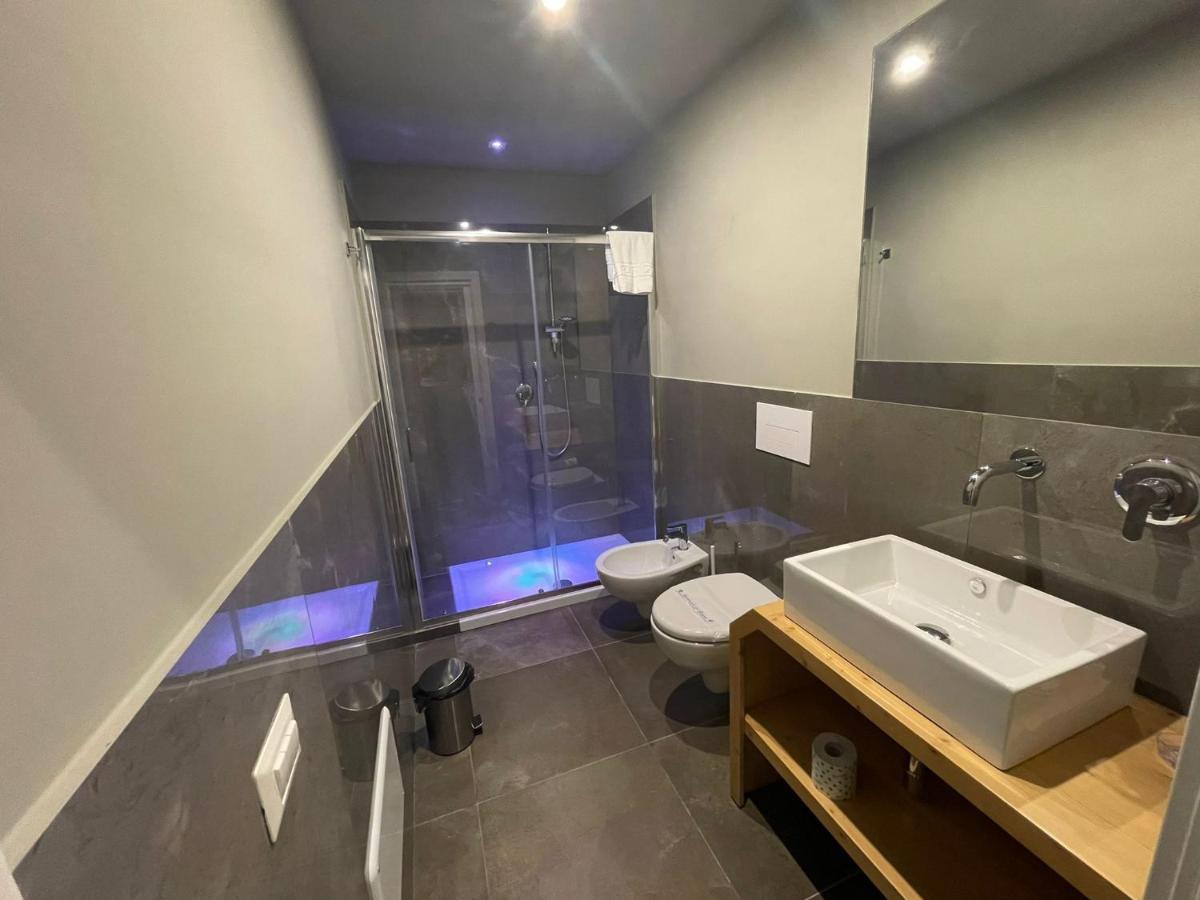 Be Italian Flat Bovio Hotel Naples Luaran gambar