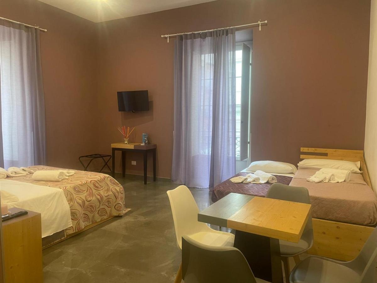 Be Italian Flat Bovio Hotel Naples Luaran gambar