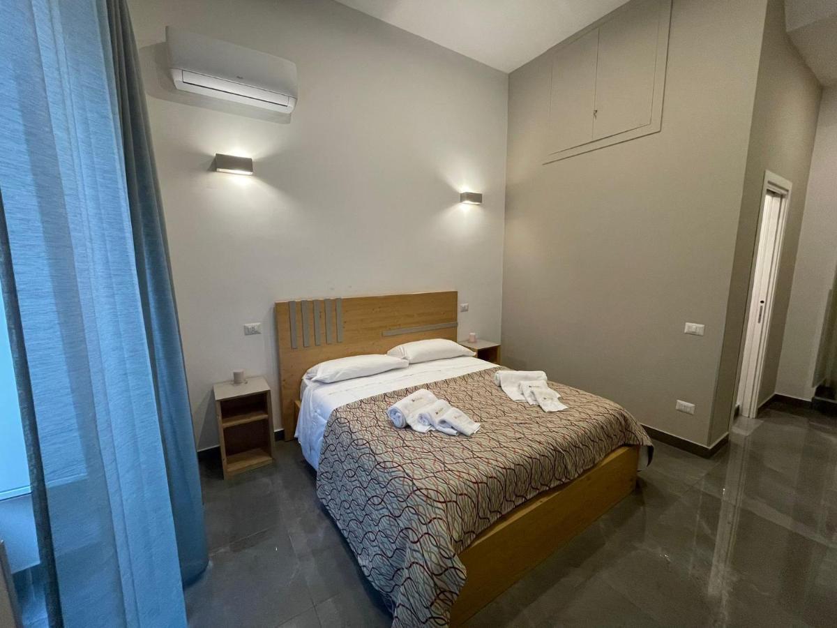 Be Italian Flat Bovio Hotel Naples Luaran gambar
