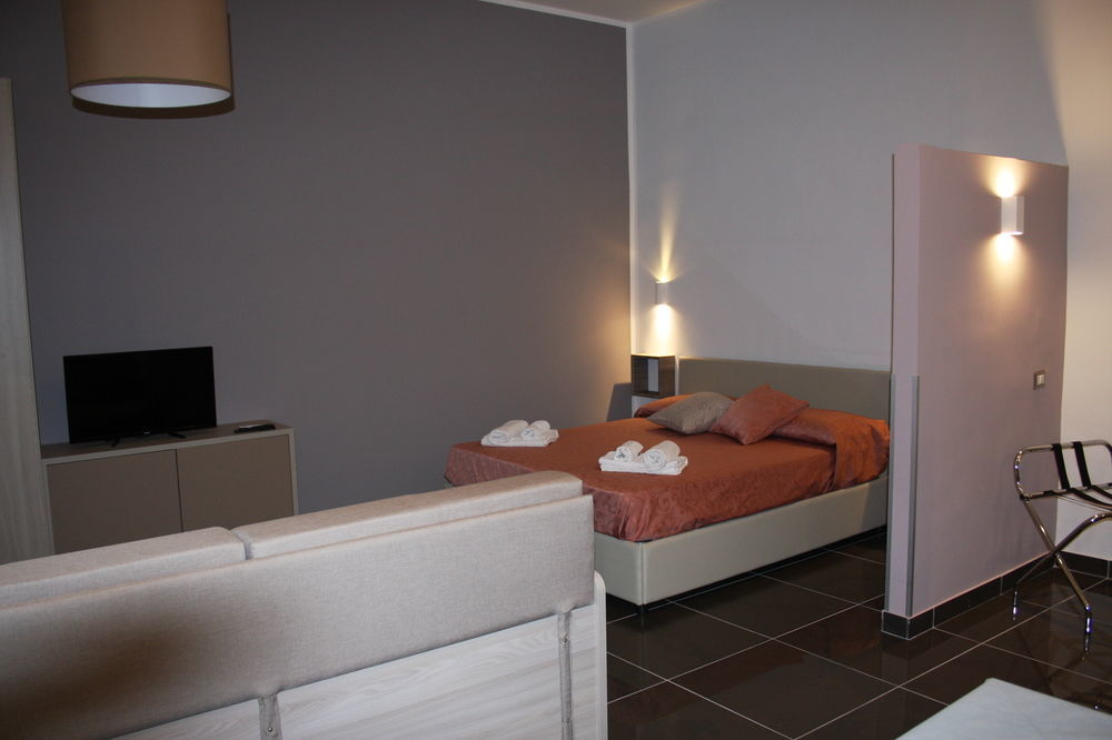 Be Italian Flat Bovio Hotel Naples Luaran gambar