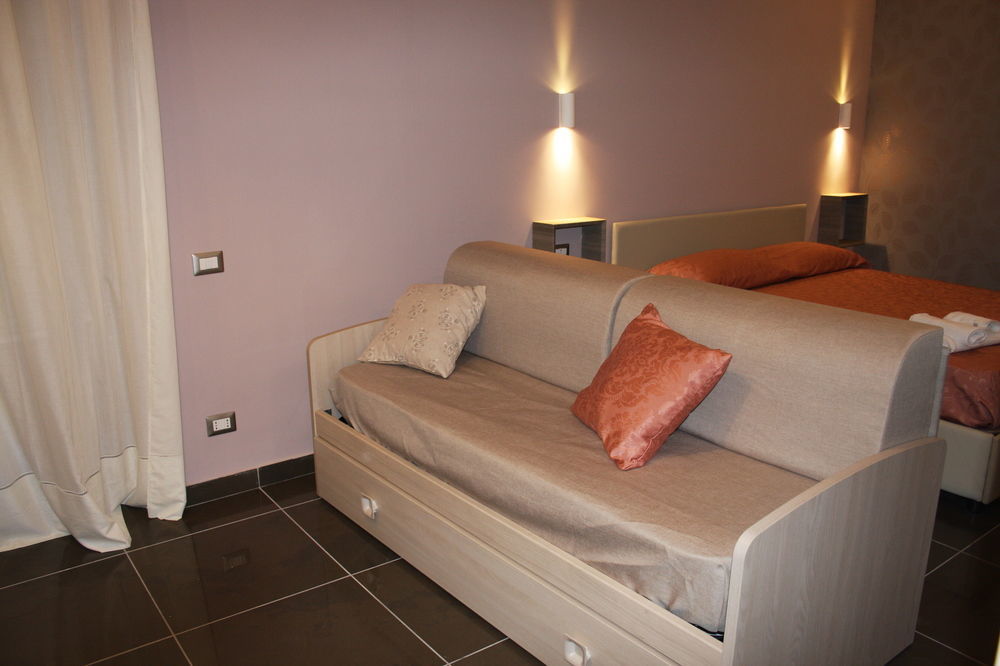 Be Italian Flat Bovio Hotel Naples Luaran gambar