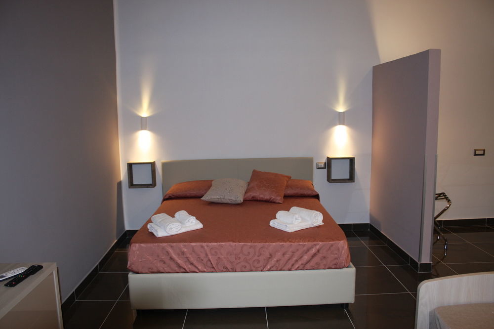 Be Italian Flat Bovio Hotel Naples Luaran gambar