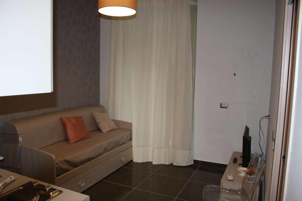 Be Italian Flat Bovio Hotel Naples Luaran gambar